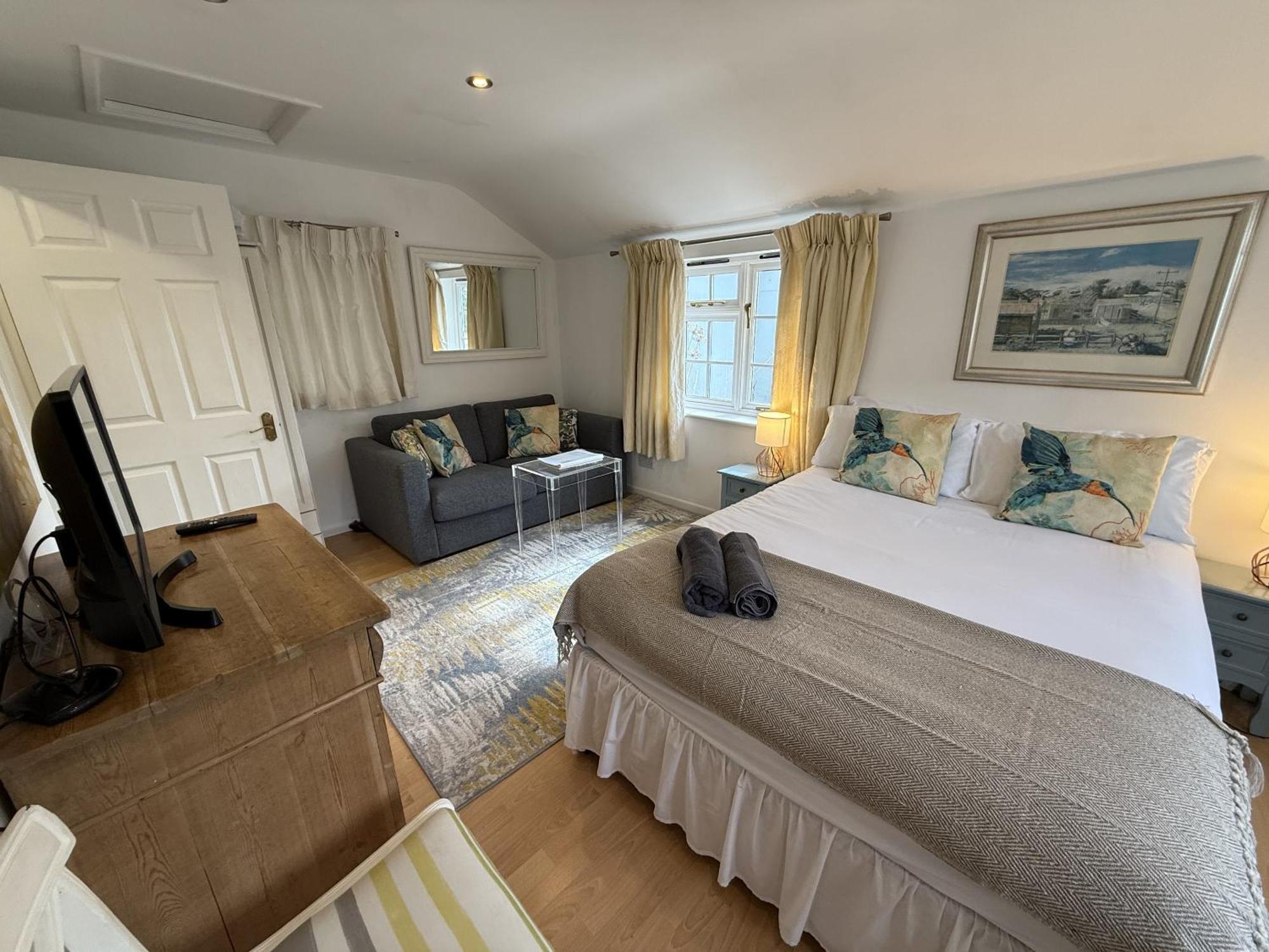 Private Entry Guesthouse Hideaway Hordle Ngoại thất bức ảnh